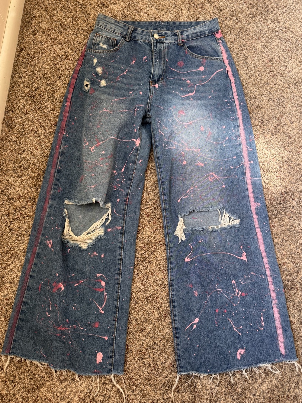 Women’s Distressed Wide Leg Jeans with Custom Painted Pink Splatter Sz M / US 6